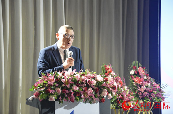 南中经贸协会秘书长、人民网南非公司总经理韦冬泽在推介会上发言。人民网 刘畅摄