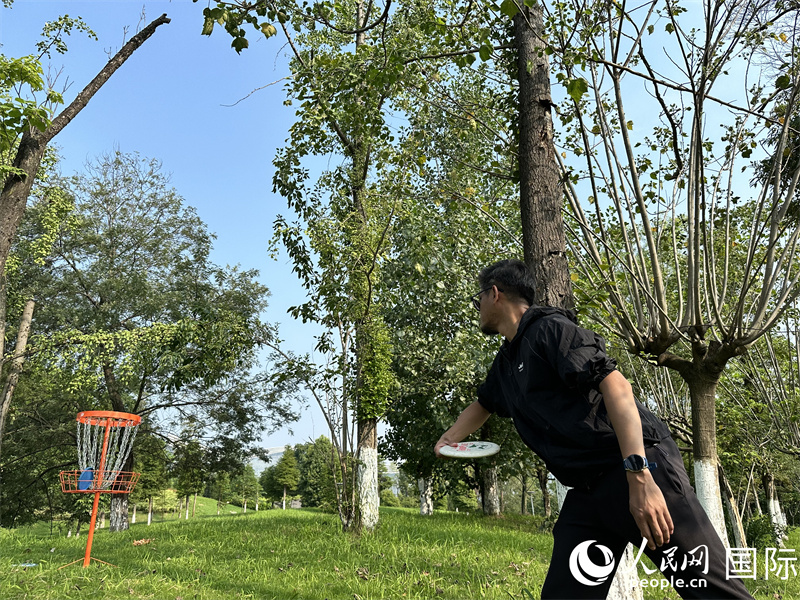 人民网外籍专家舒克里在练习中。 人民网 孙书宇摄