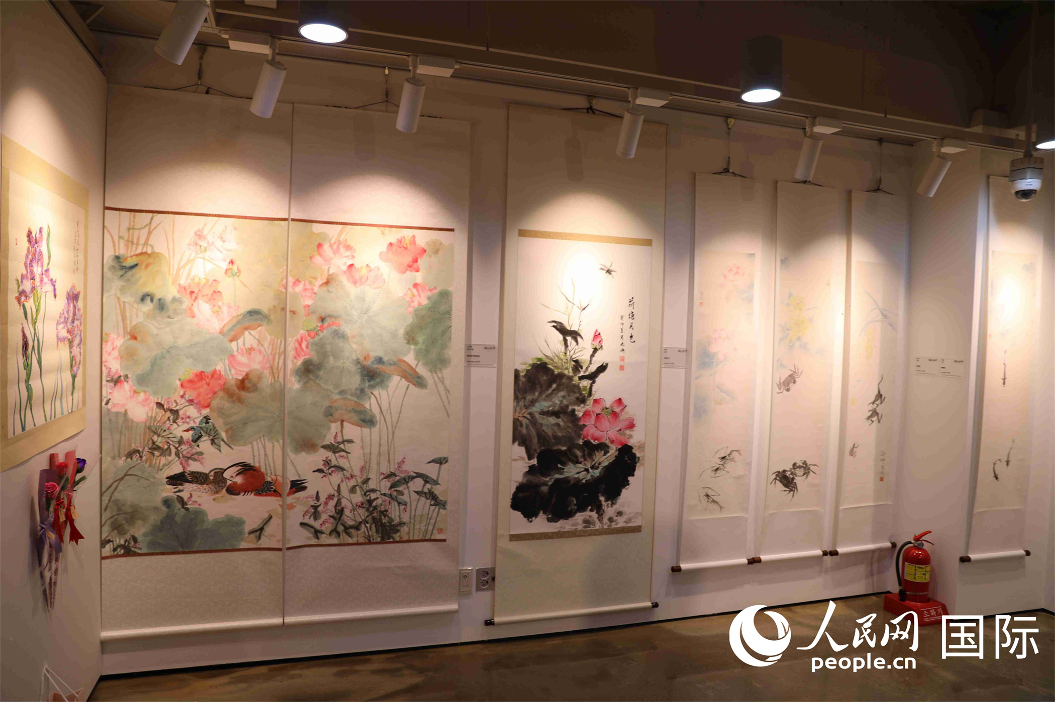 此次书画展展出的作品。人民网记者  莽九晨摄