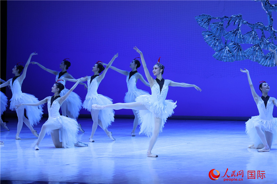 图为演出现场。人民网记者 时元皓摄