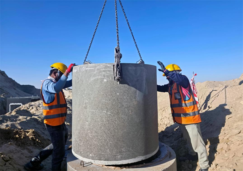 安装降水井。项目供图