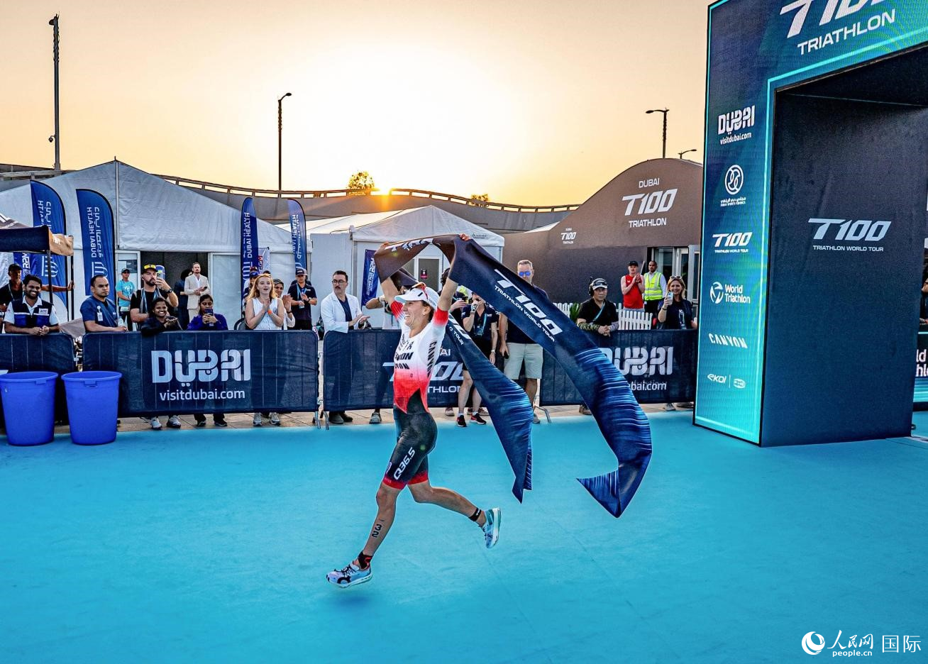 跑步冲线。人民网 塔里克·易卜拉欣摄