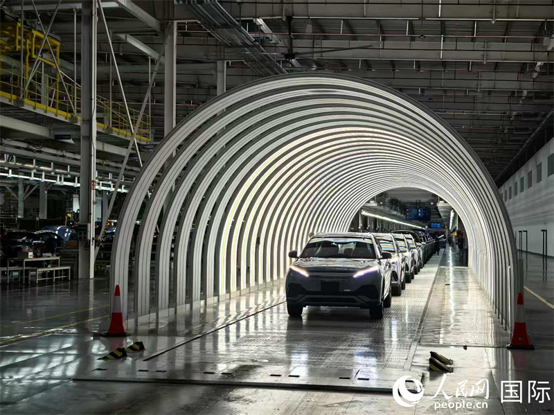 从进入到融入！中国新能源汽车“出海圈粉”