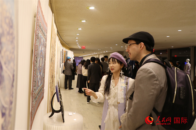 清华美学敦煌艺术成果展在联合国总部举行