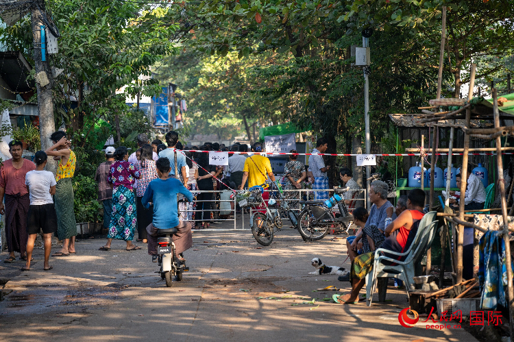 缅甸大选第三阶段投票举行（缅甸大选第三阶段投票举行几次）