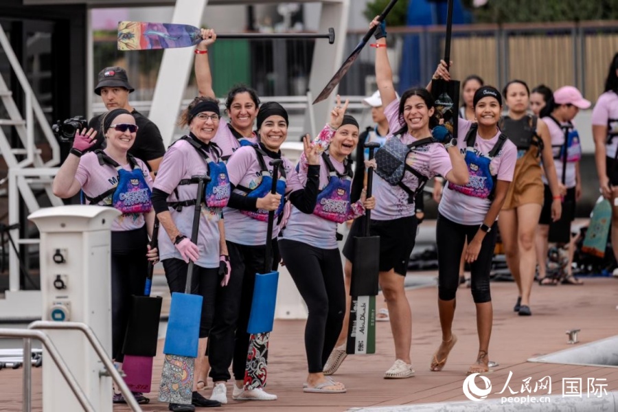 参赛选手乐在其中。塔里克·易卜拉欣摄