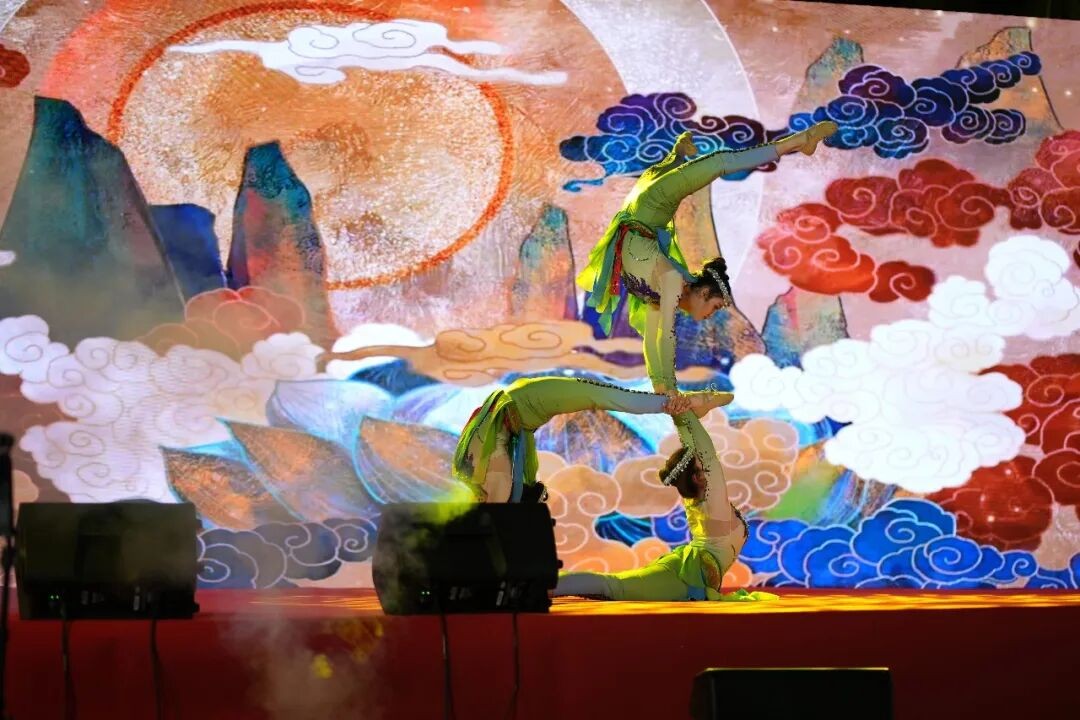 中国艺术家带来精彩的文艺演出，中国驻阿曼使馆供图