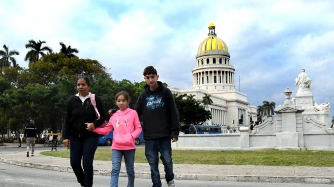 古巴气温降至冰点打破纪录