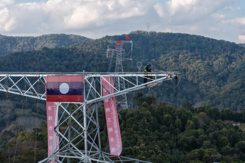 中老500千伏联网工程输电线路全线贯通