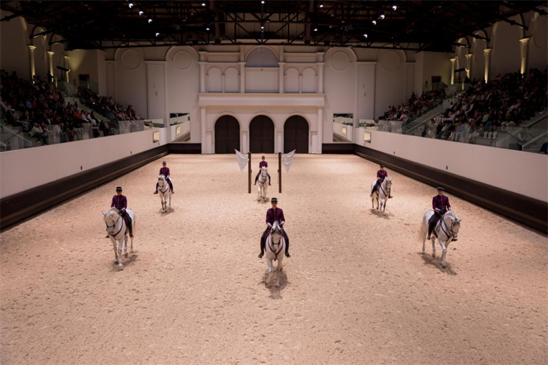 阿布扎比皇家马术艺术学院的经典招牌演出“马术:回归本源”。主办方供图