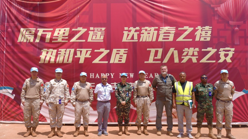 中国第六批赴阿卜耶伊维和直升机分队高标准通过联合国第一季度装备核查(图5)