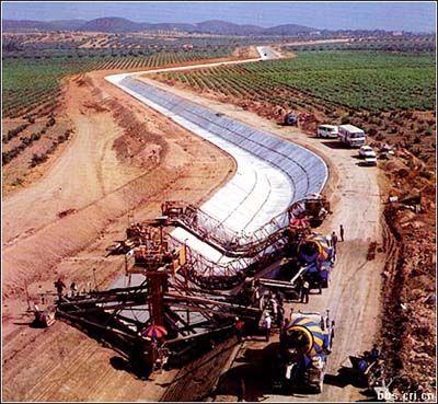 组图:中国同非洲国家深厚友谊回眸 (17)