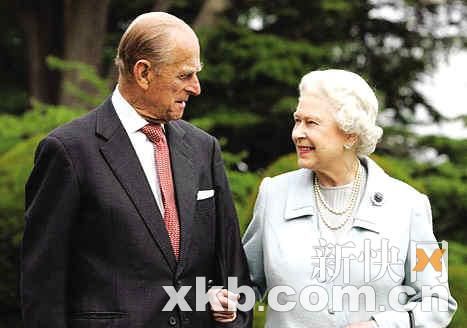 英国女王伊丽莎白二世庆祝钻石婚 公布婚礼插曲