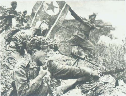 美援朝图集---战火越过鸭绿江及朝鲜人民军的英