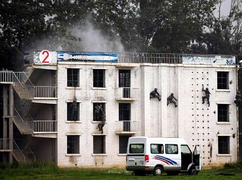 外国人眼中的解放军:有体操气质的神枪手 (5)--