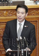 日外相前原诚司就国会演说表现不得体道歉(图)