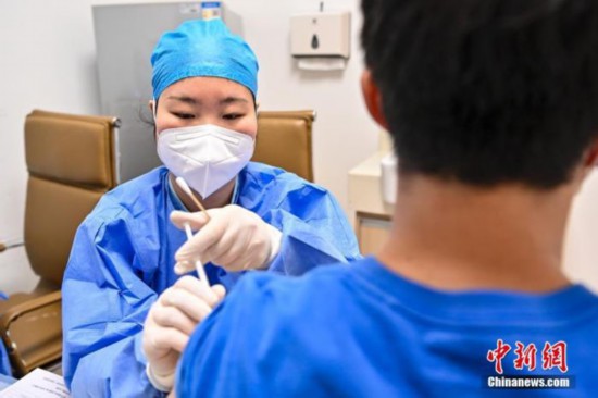 外媒：中国新冠疫苗接种将达10亿剂次覆盖人群全球居首