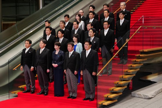 日本自民党多名涉“黑金”丑闻议员任新内阁要职