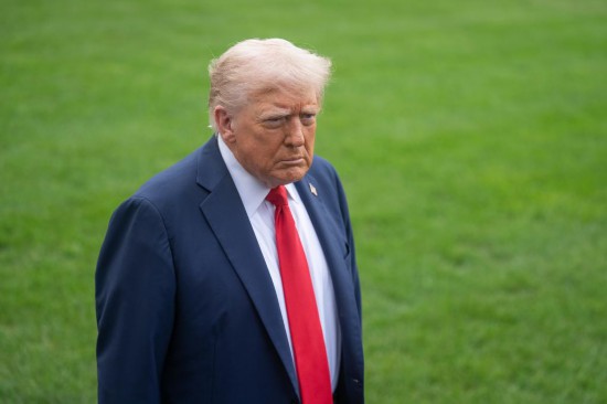 美媒曝特朗普与马杜罗通电话 讨论两人在美会晤可能性