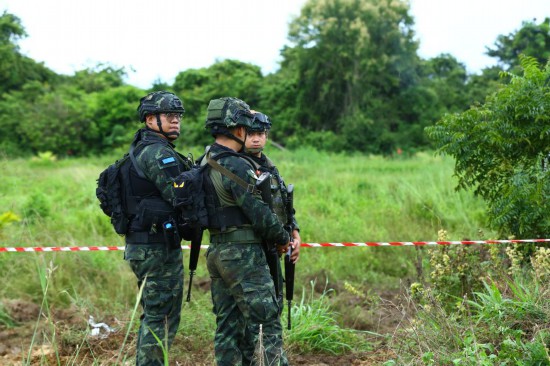 柬泰冲突细节披露 洪森要求部队“克制”