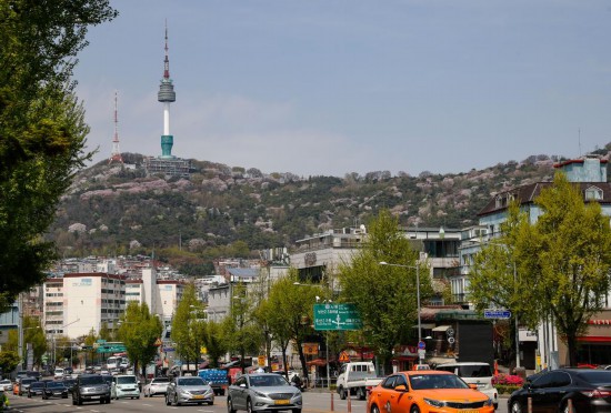 滑板车成“马路杀手”? 韩国多地加强整治