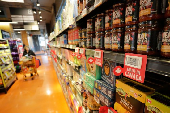 民调显示更多人视美国为威胁 加拿大人增幅最大