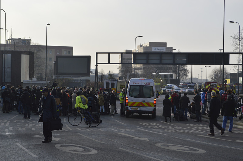 1��16������8�㣬һ��ֱ����׹�����׶��������ϲ����ֿ�˹������Vauxhall�����ֳ�Χ�ۼ�����Ⱥ�ڡ�����Ӱ����������