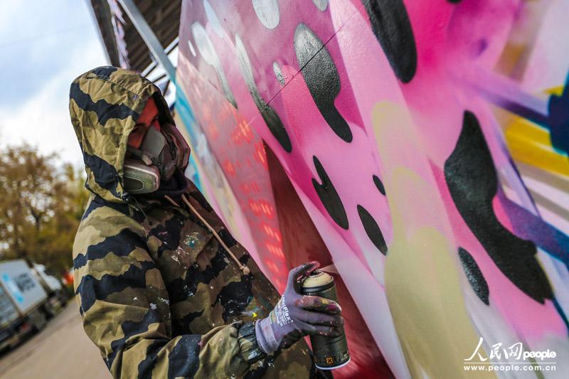 第五届多彩莫斯科青少年涂鸦比赛在莫举行