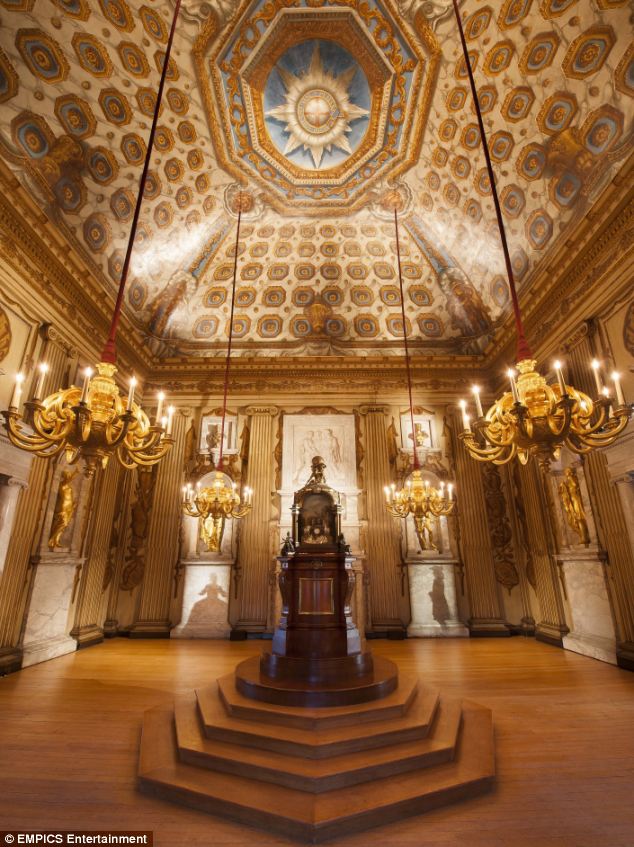 ��������ס���ڲ�װ��