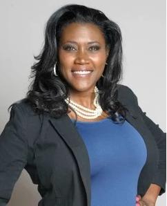 美国一女子胸部罩杯达36nnn 拉伤肌肉患严重背疼(图)