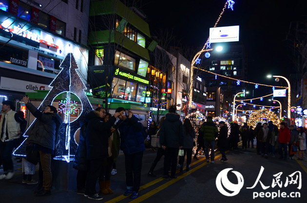 ����ʥ�����������һ�塣����Ӱ���ƺ��ࣩ