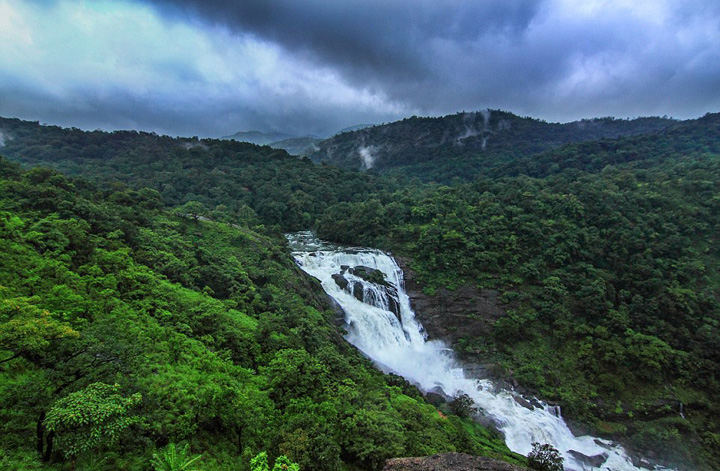 ��Ӱʦ�ı���ӡ�ȣ�Զ�������������ģ�������ͼ����18��