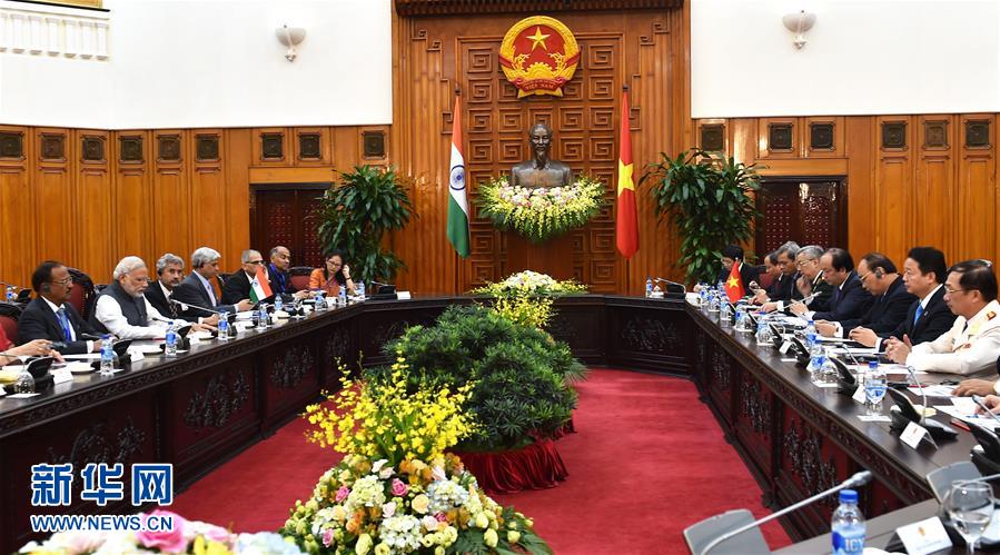 9��3�գ���Խ���׶����ڣ�Խ������������������뵽�õ�ӡ������Ī�ϣ���������л�̸��