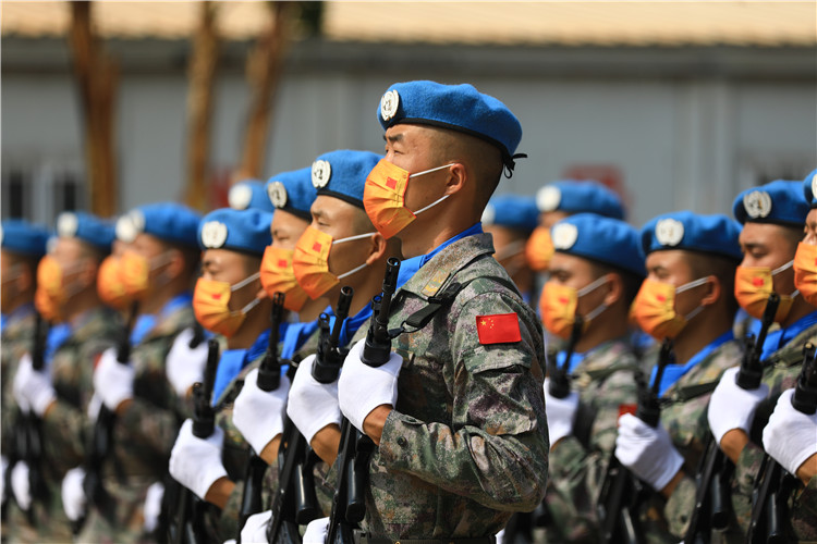 �ٱ������жӡ��й���25�����չ�����ά�Ͳ��ӹ�ͼ