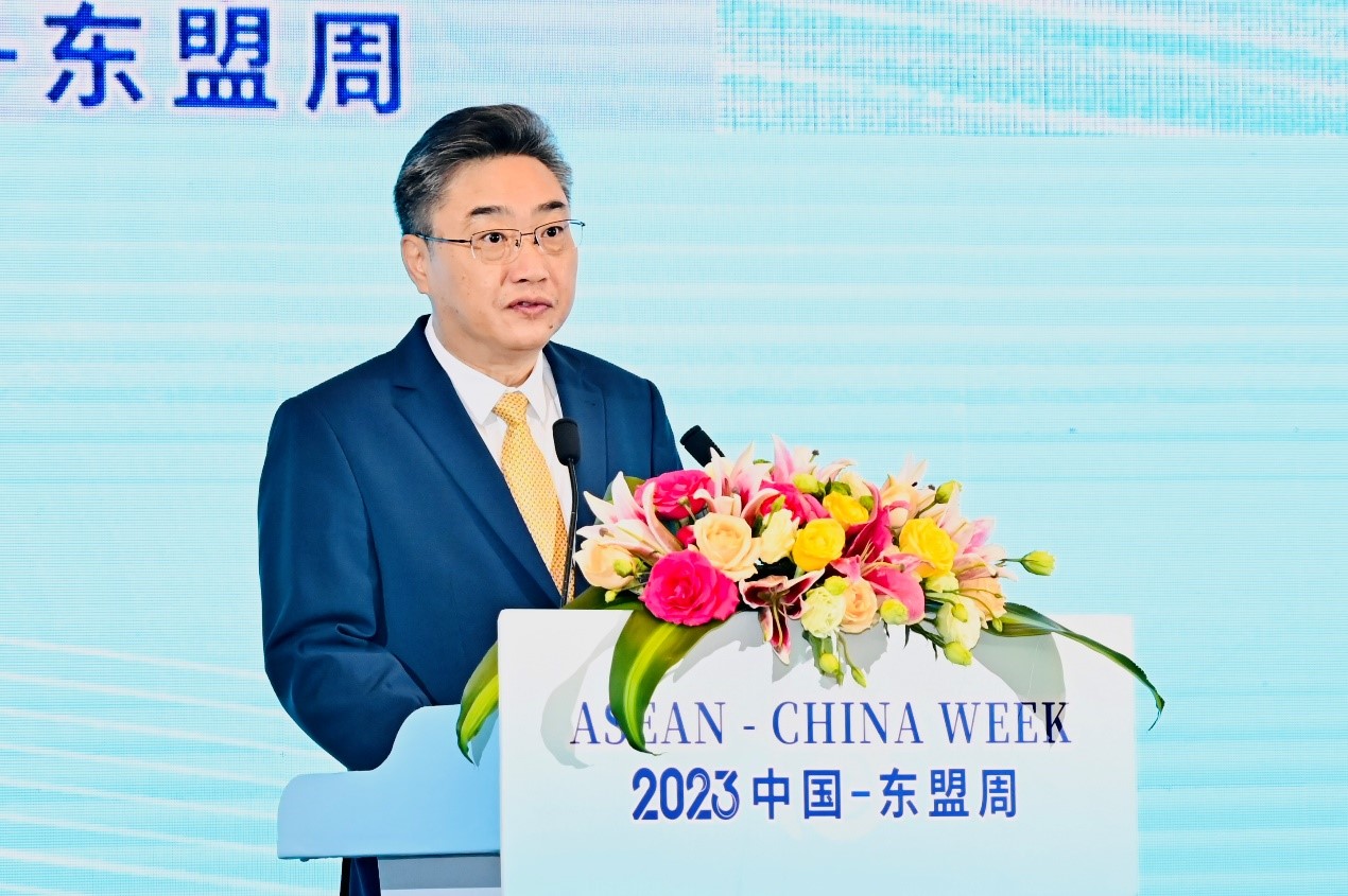 �й��������������鳤ʷ�ҿ�Ϊ��Ļʽ�´ǡ��й����������Ĺ�ͼ