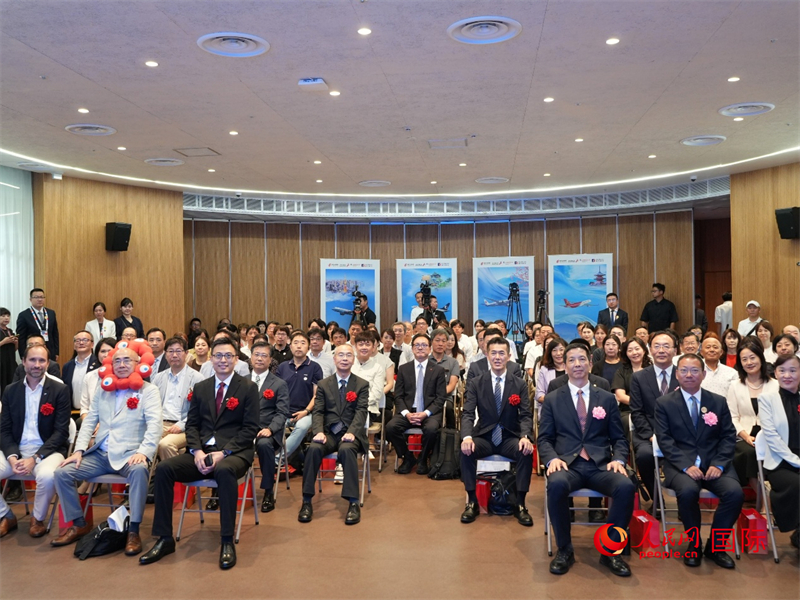 8月17日，国航在大阪世博会中国馆成功举办“用心相伴，与爱同行”主题日活动。人民网 许可摄