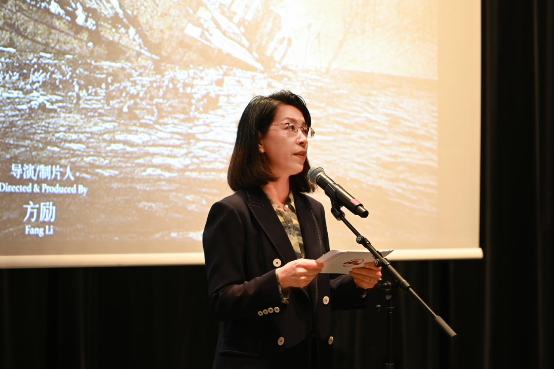 中国驻挪威大使侯悦出席电影招待会并致辞。中国驻挪威大使馆供图