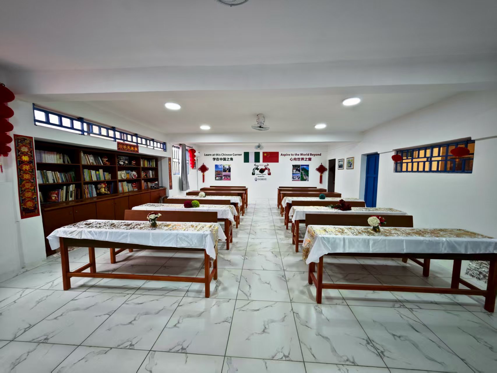 尼日利亚首都阿布贾图敦瓦达公立高中新建的“中国之角” 。尼日利亚中国文化中心供图