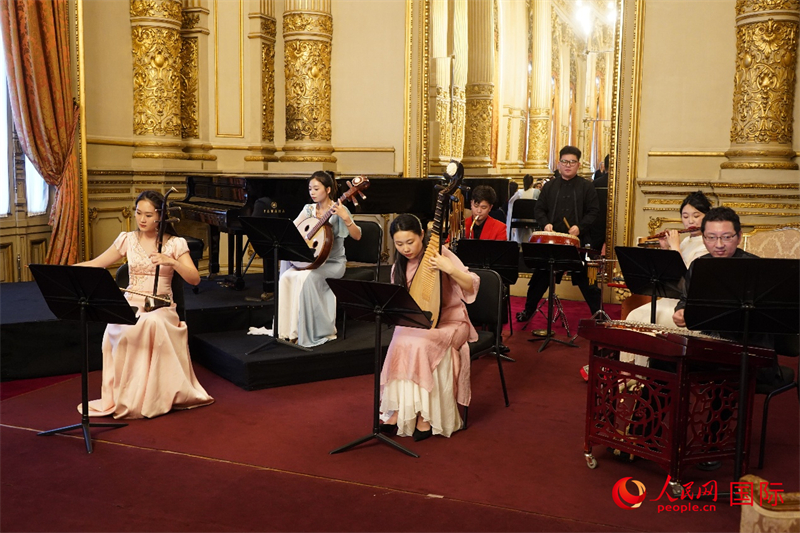 图为中国音乐学院民乐团师生演奏曲目。人民网记者 许放摄