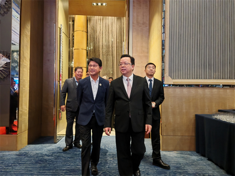 菲律宾新任众议长李武志出席中华人民共和国成立76周年暨离任招待会。中国驻菲律宾使馆供图