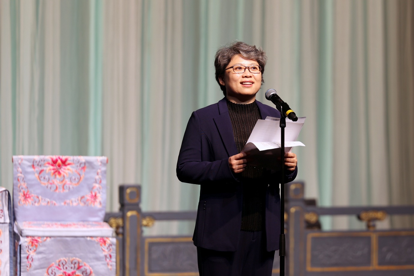 中国戏曲学院出访团副团长王媛代表全体师生致辞。中国驻哥德堡总领馆供图