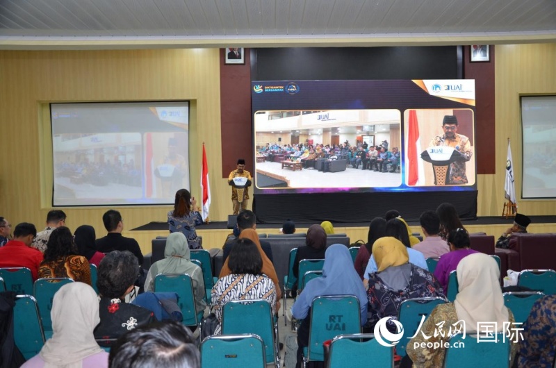 维多多·穆克提约校长致辞             人民网记者 李培松摄