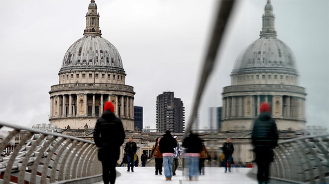 风暴“钱德拉”袭击英国