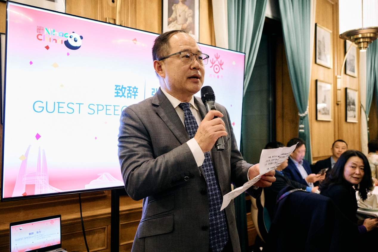 中国驻伦敦旅游办主任张力发表致辞。杨浩鹏摄
