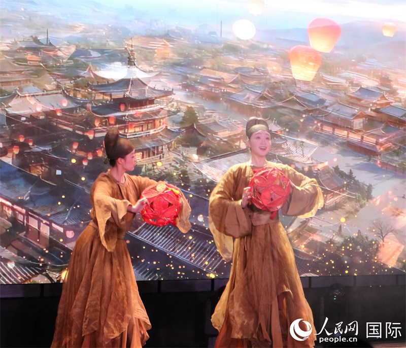 《节目陶姝俑》。人民网记者 程龙摄