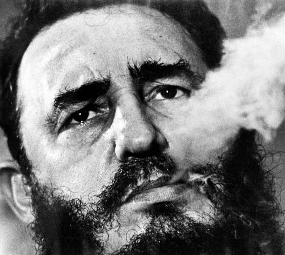 国际 独家稿库   持续50多年的卡斯罗特时代当天正式落下帷幕.