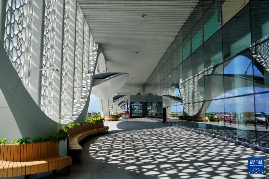 　　这是10月4日拍摄的马尔代夫维拉纳国际机场新航站楼外景。新华社记者 伍岳 摄